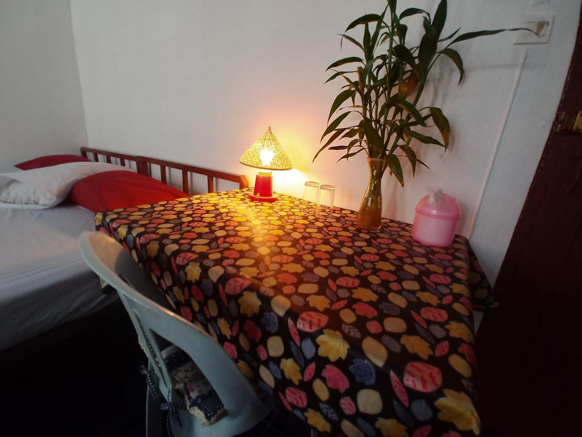 Prasuri Guest House Bangkok Dış mekan fotoğraf