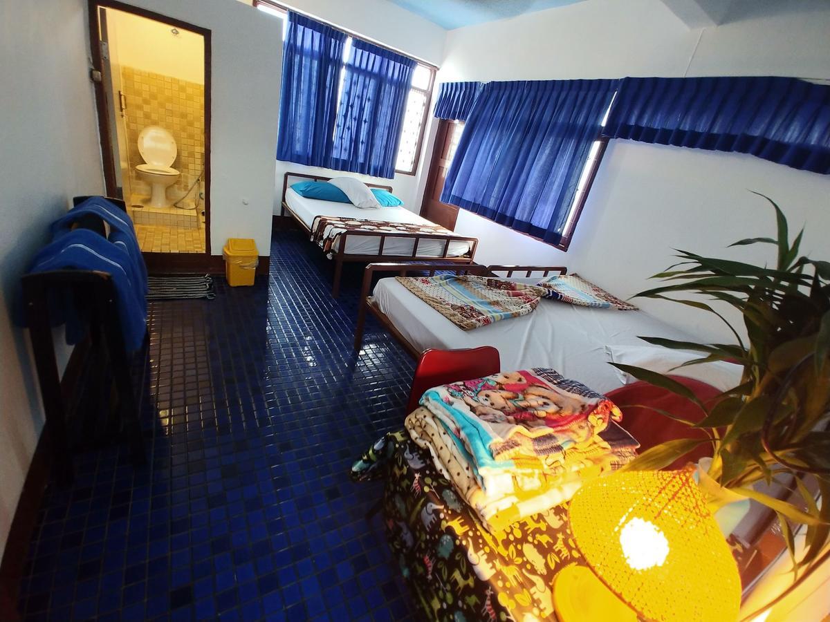 Prasuri Guest House Bangkok Dış mekan fotoğraf